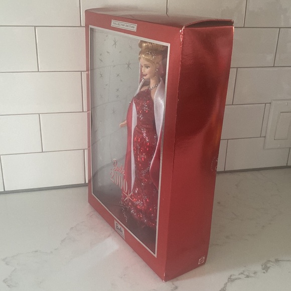 Holiday Barbie Doll 2000 Collector Edition - Picture 5 of 7